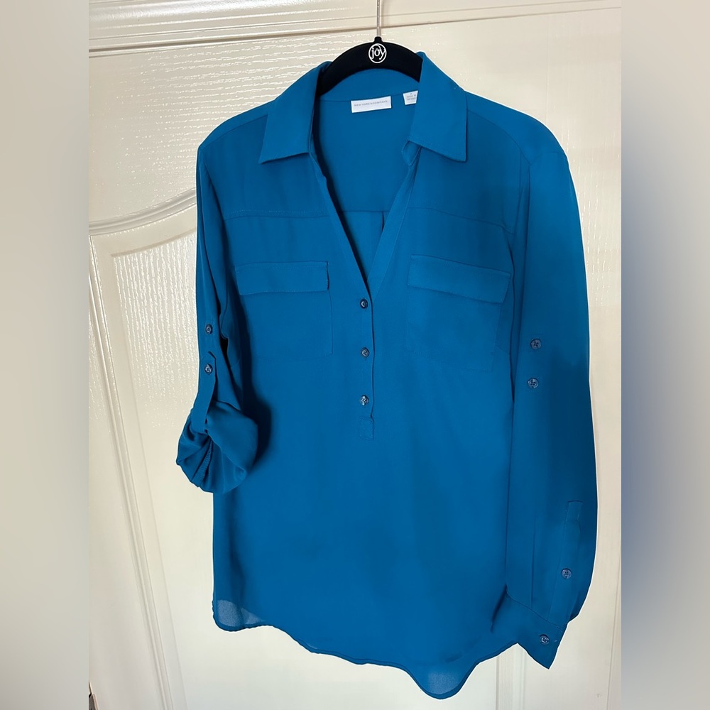 New York & Company Blouse, size Medium